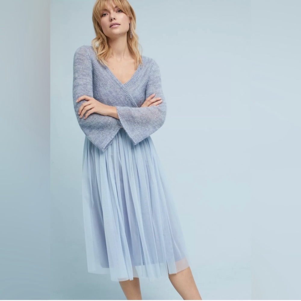 Elegant Blue Knit Dress